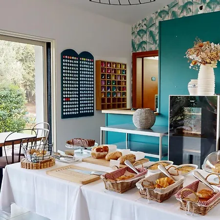 Hotel Poisson Rouge 3*