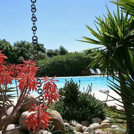 Hotel Poisson Rouge Bonifacio (Corsica)