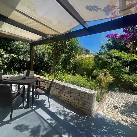 Poisson Rouge Bonifacio (Corsica)