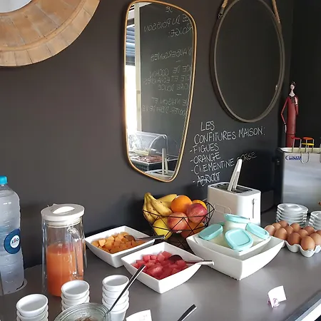 Poisson Rouge Hotel 3*